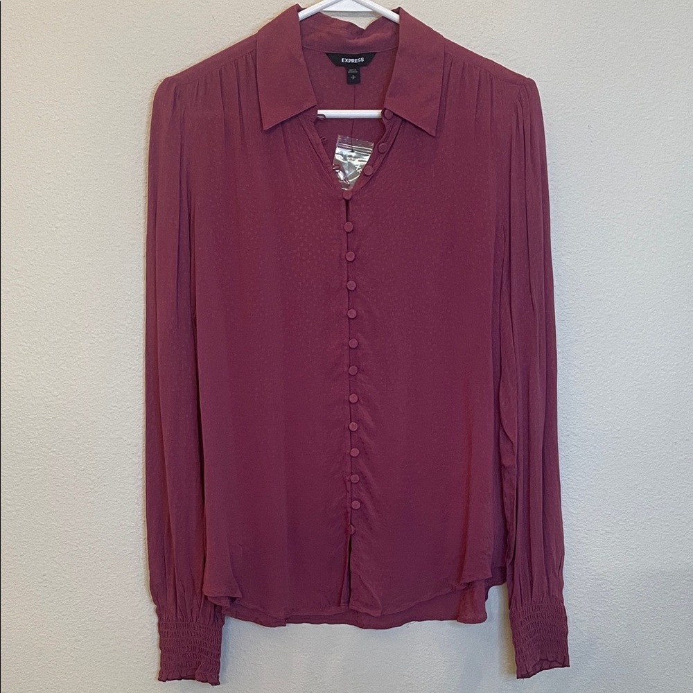 NWT Express Collared Button Down Smocked Cuffs Blouse Size Small